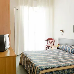 *** Hotel St Pierre Italia